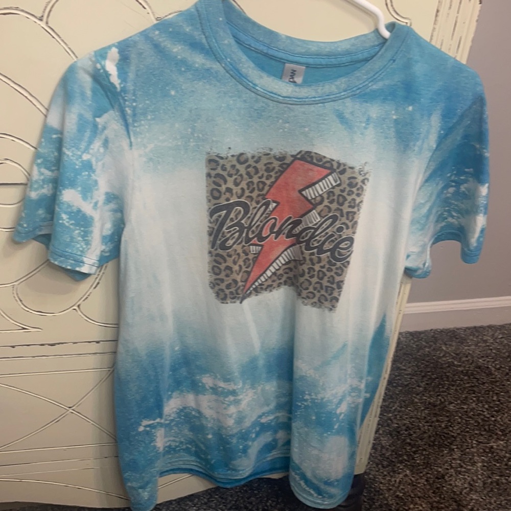 Custom Bleach Blondie Shirt size small